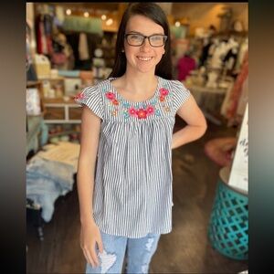 Boutique Striped Embroidered Blouse Savannah Jane - Large